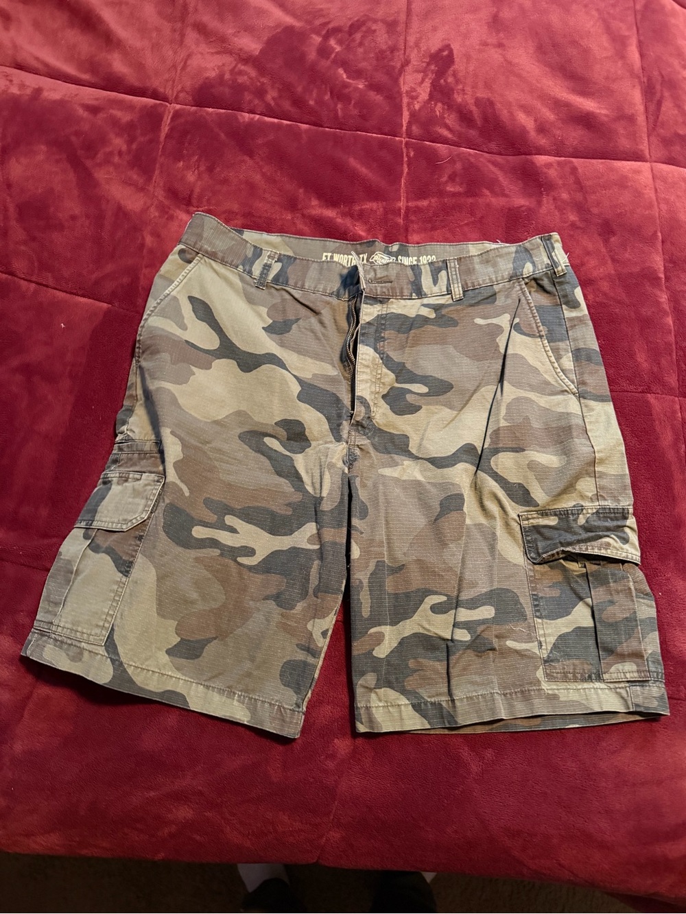 Dickies Men's Camo Cargo Shorts - Green/Brown